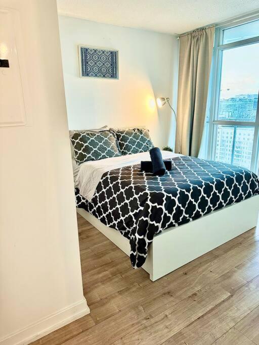 Stylish Downtown Near Cn Tower - Free Parking
