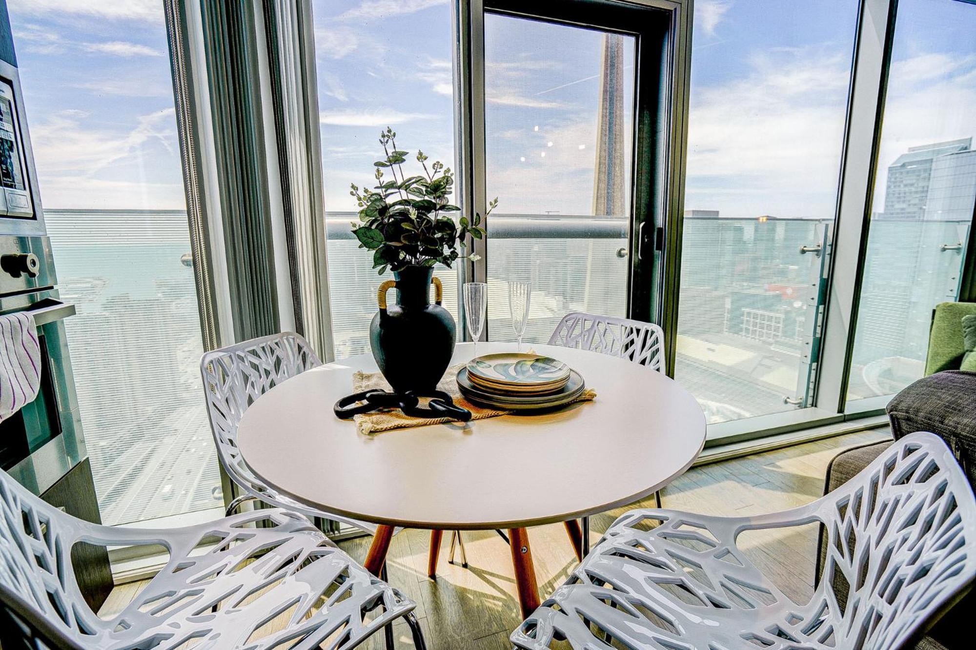 Apartment Royal York Toronto