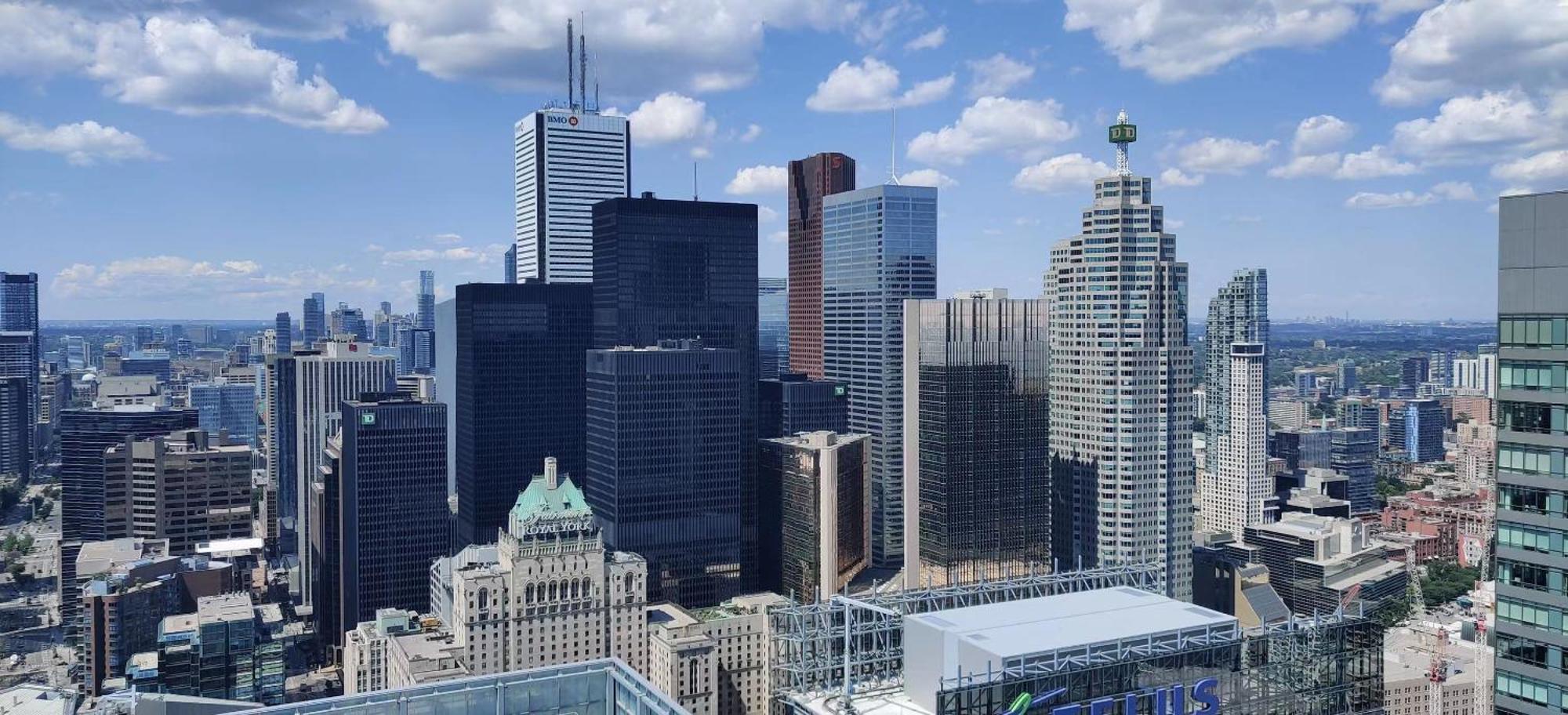 Royal York Apartment