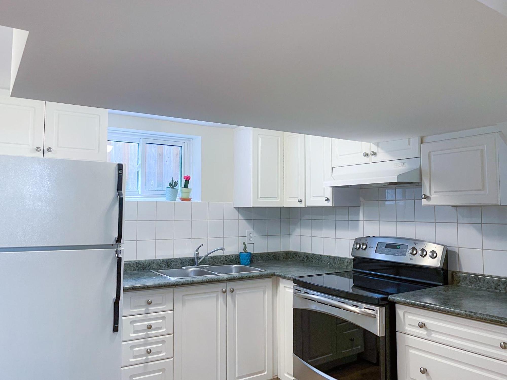 Apartment Newly-renovated 3br House, 12 Minutes To Airport *