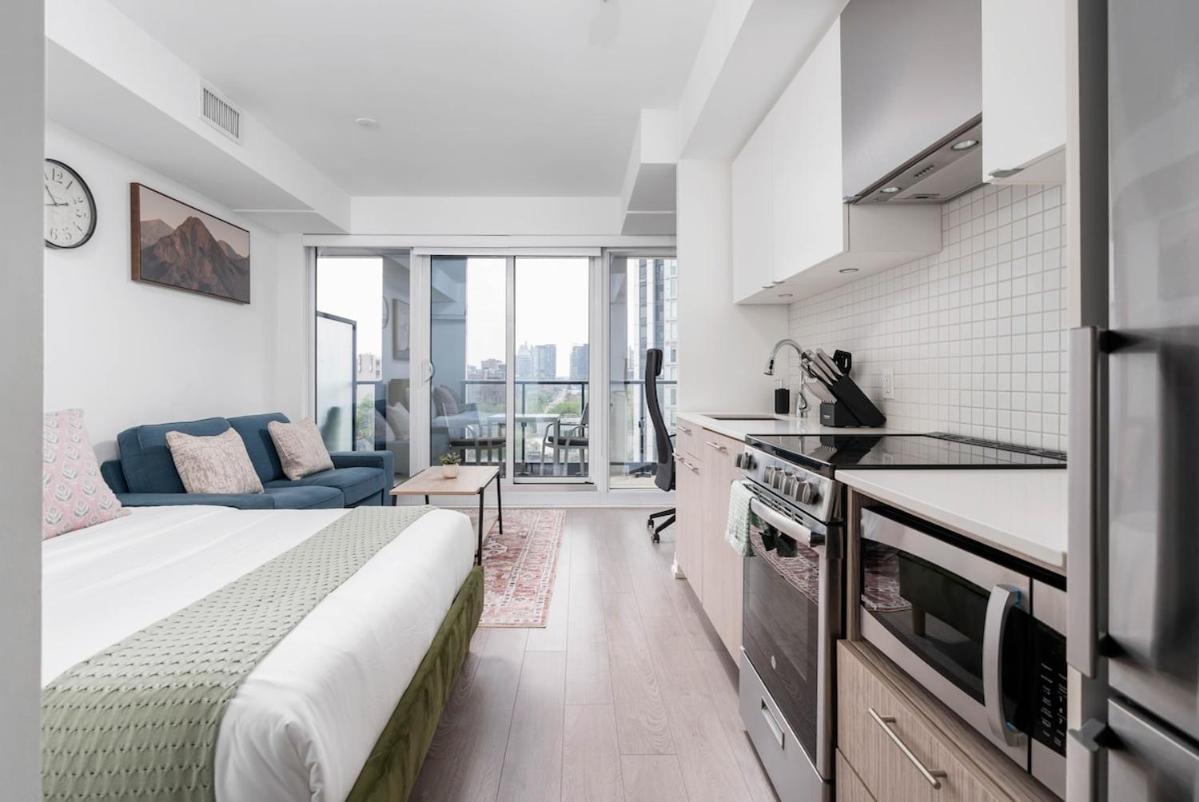 Apartment Chic By Eaton Centre