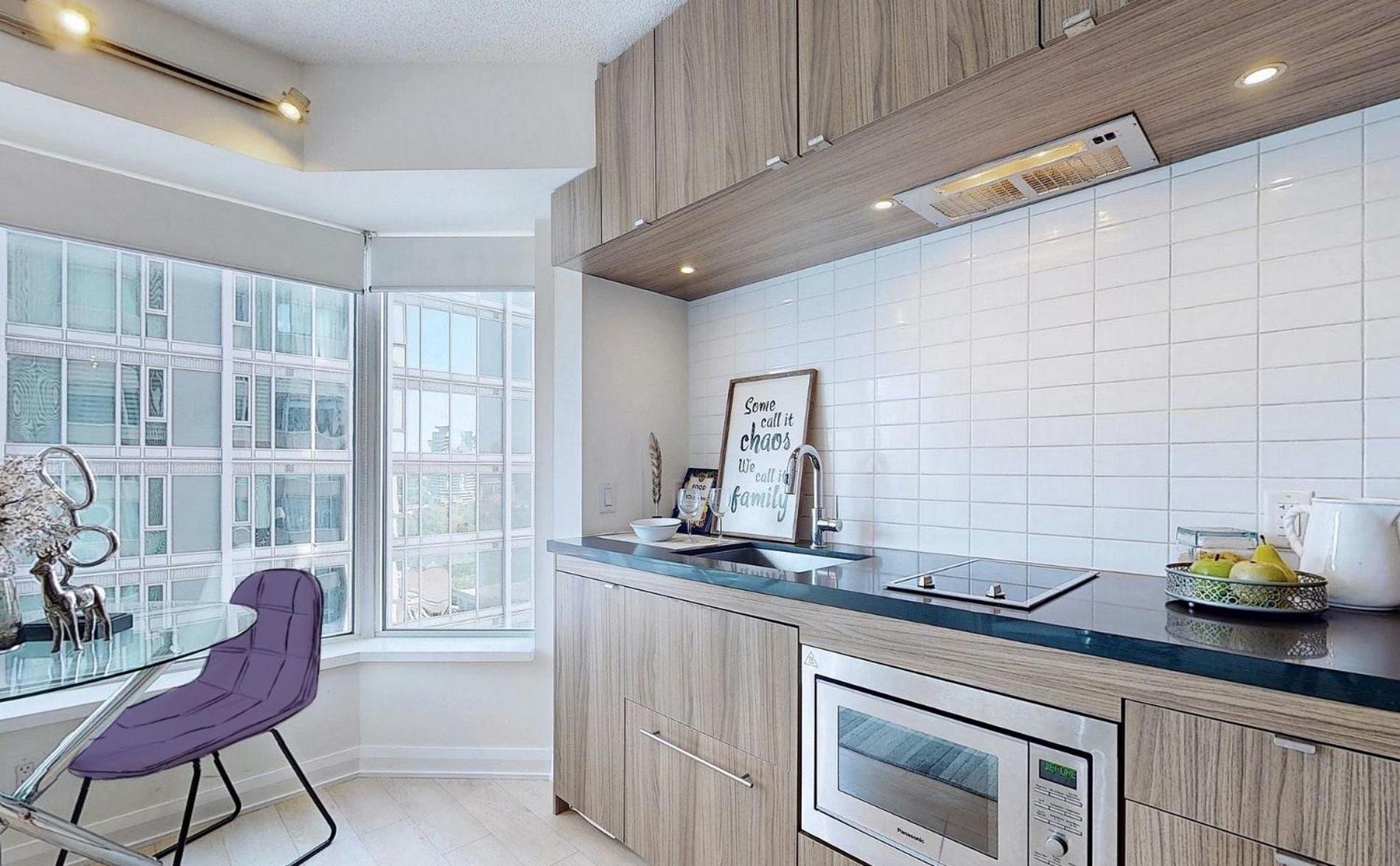 Apartment University Of Toronto Utsg Suites Toronto