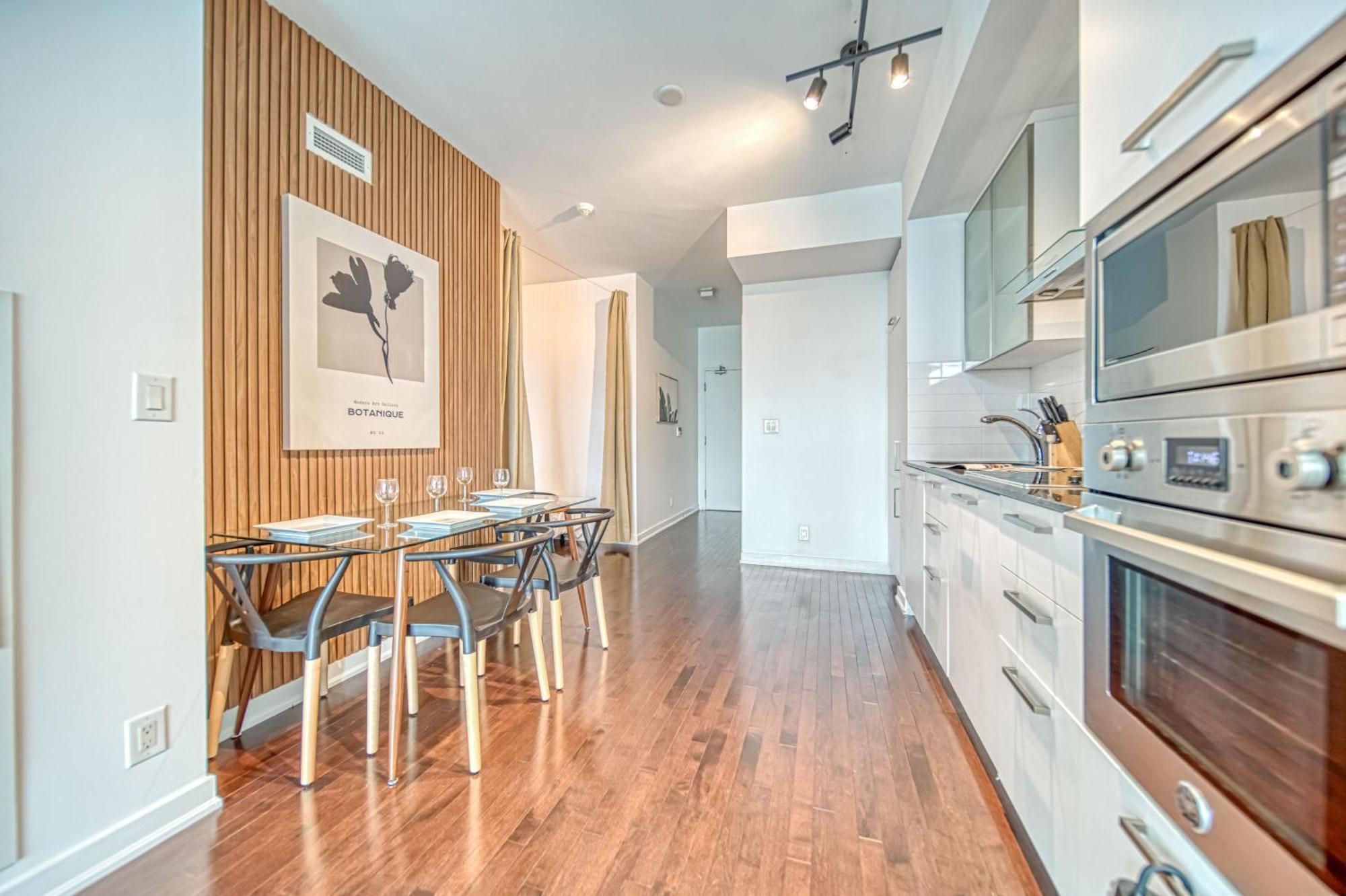 Apartment Royal York Toronto