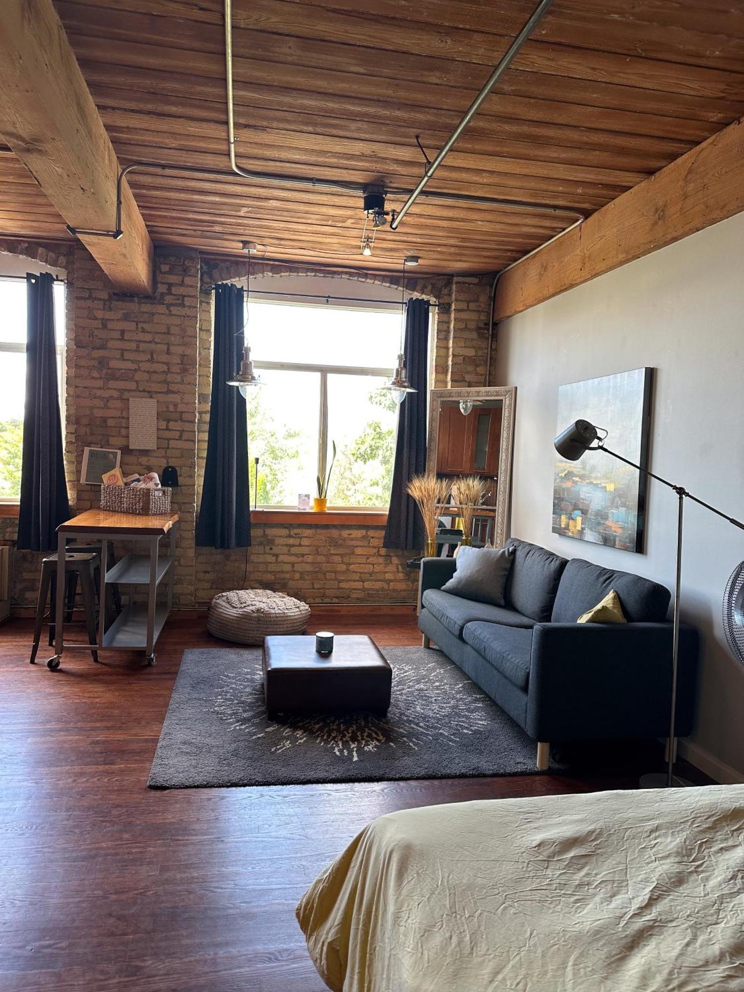 Apartment Cozy West End Toronto