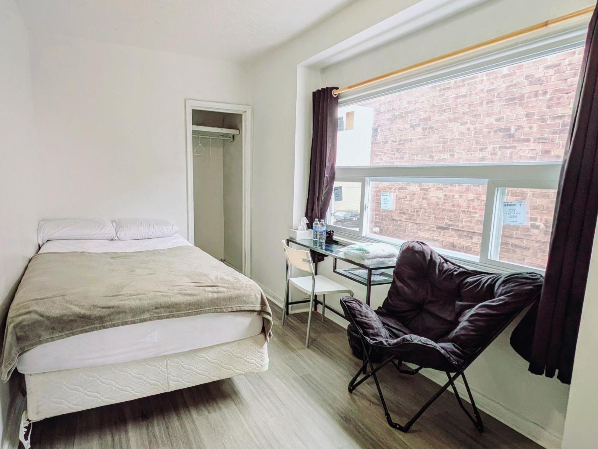 Economical Double By Lowcostplace D O T Com Homestay *