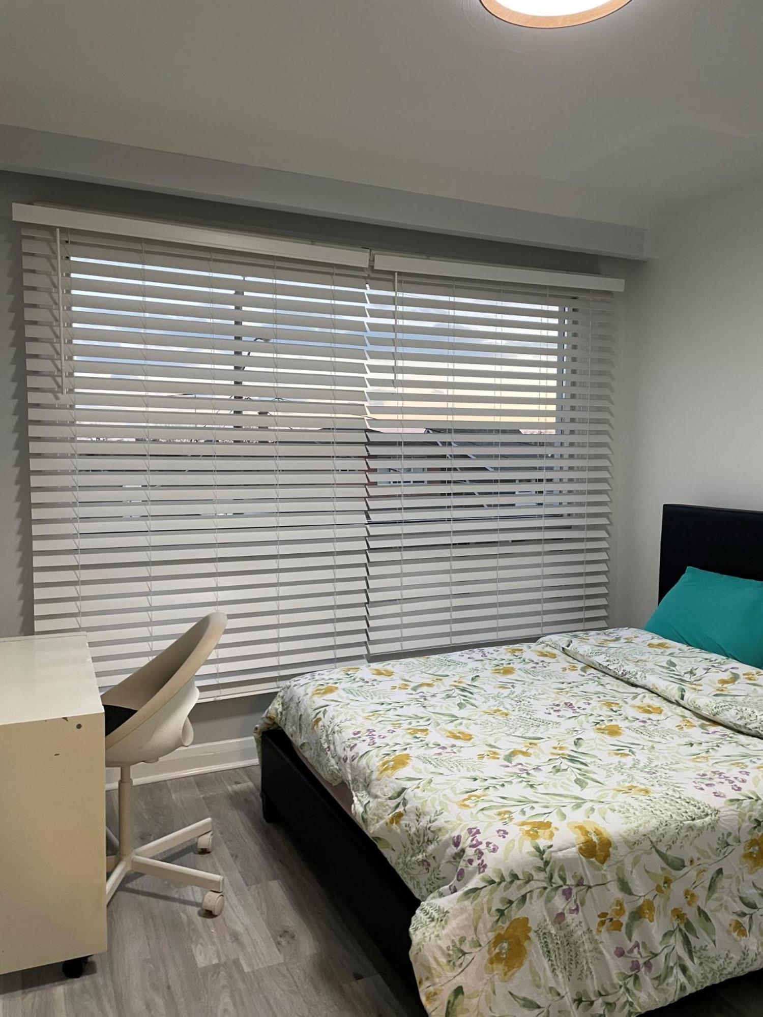 Full Bed In A - Midtown *