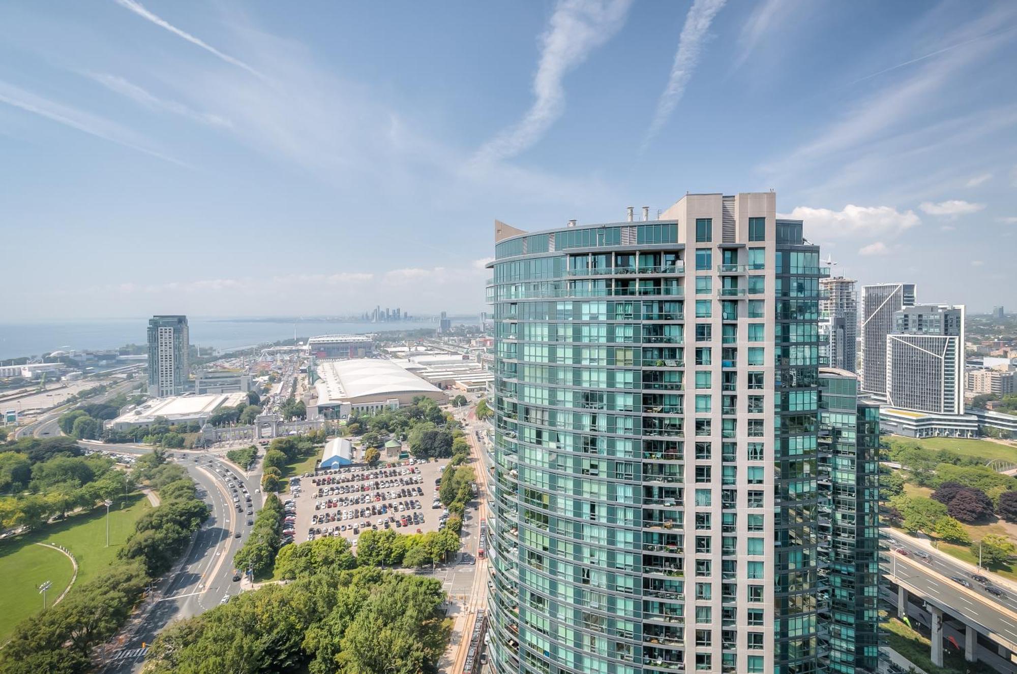 Apartment Rivetstays - The Neptune Toronto