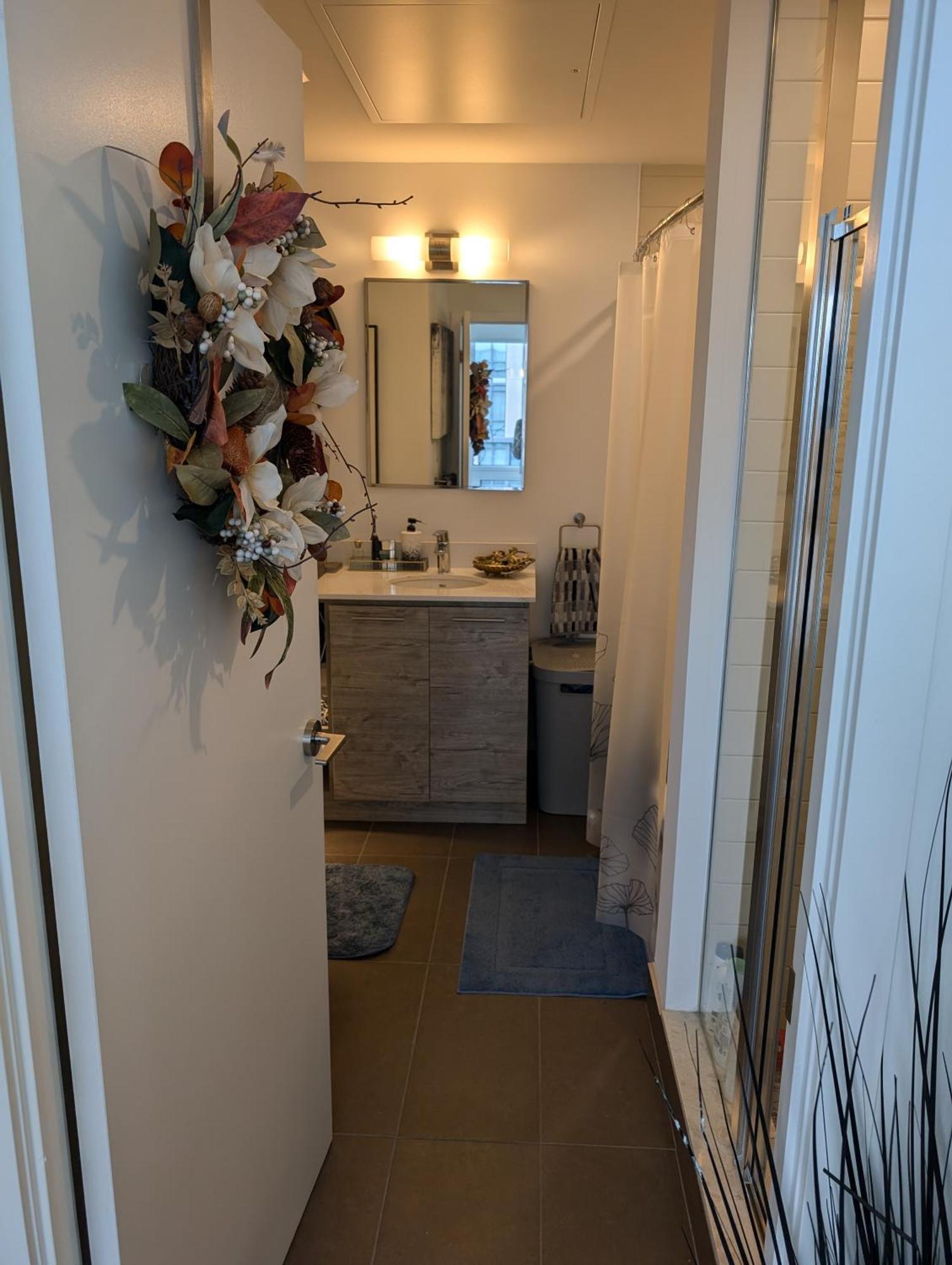Liberty Village 1 Bedroom 2 Bathroom *