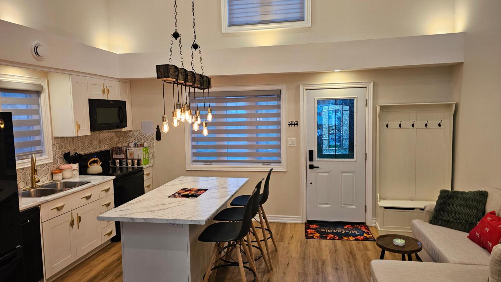Luxury Family House 3 Beds, 1 Bath, 5 Guest Ferienhaus