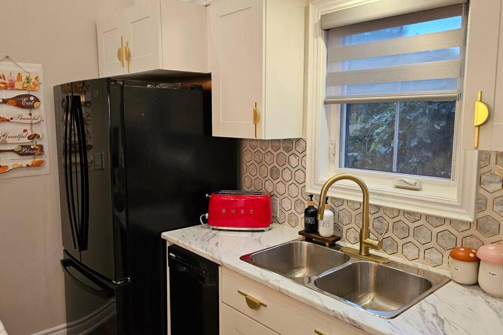 Ferienhaus Luxury Family House 3 Beds, 1 Bath, 5 Guest
