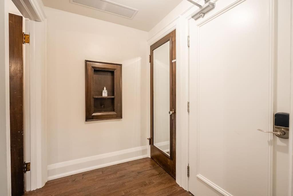 Beautiful Luxurious In Apartment