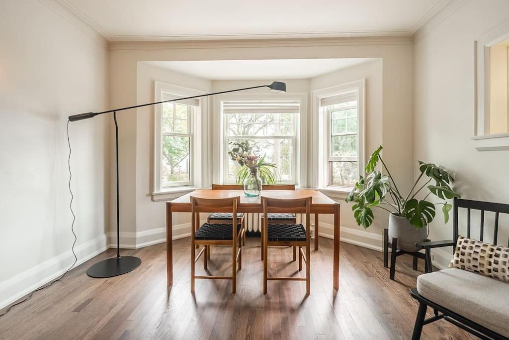 Beautiful Luxurious In Apartment *