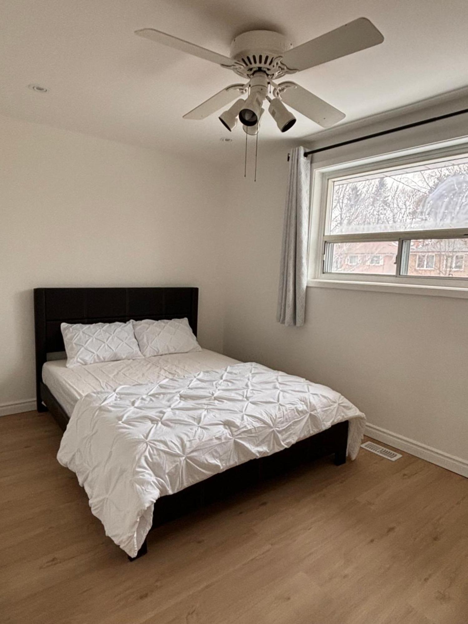 Full Privacy, 4br House, 24h7 Check In Toronto