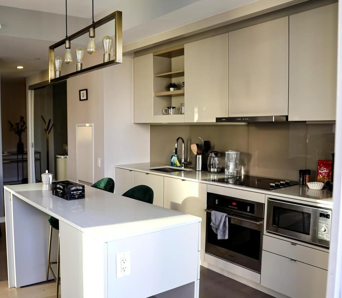 Stunning In Downtown Perfect For Businesses Trips And Small Families *