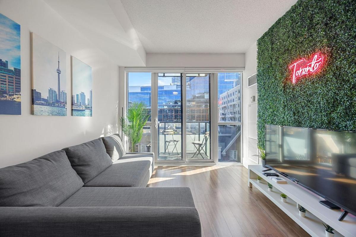 Spectacular In The Heart Of Apartment