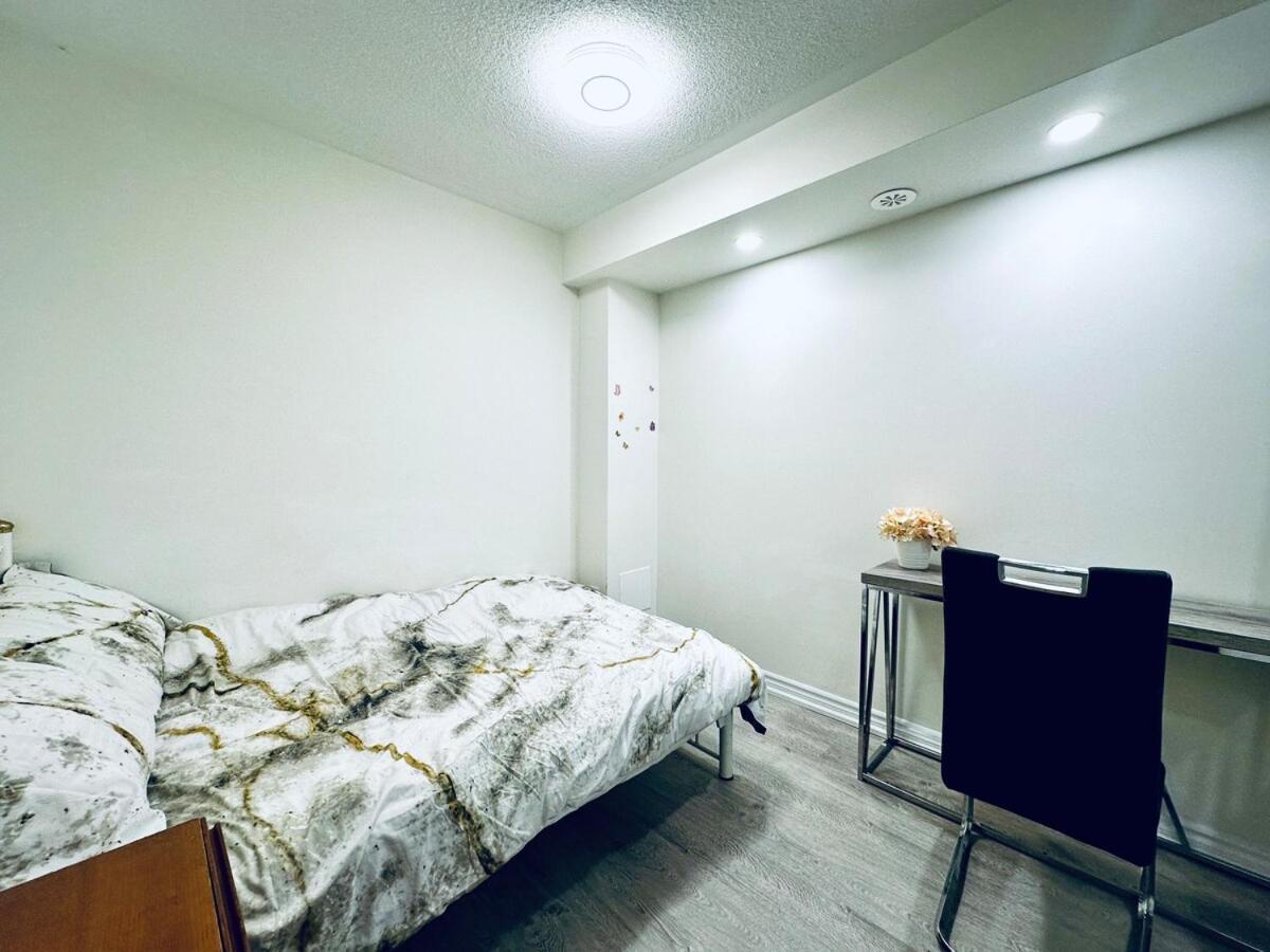 Peaceful And Cozy Vacation Close To 401 And 404 Apartment
