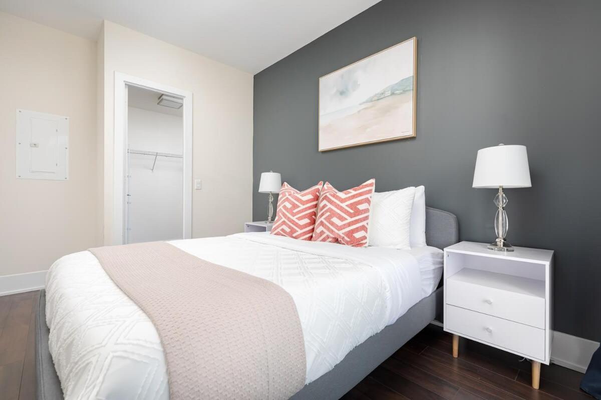 5 Star Location Mtcc Rogers Centre Parking Apartment