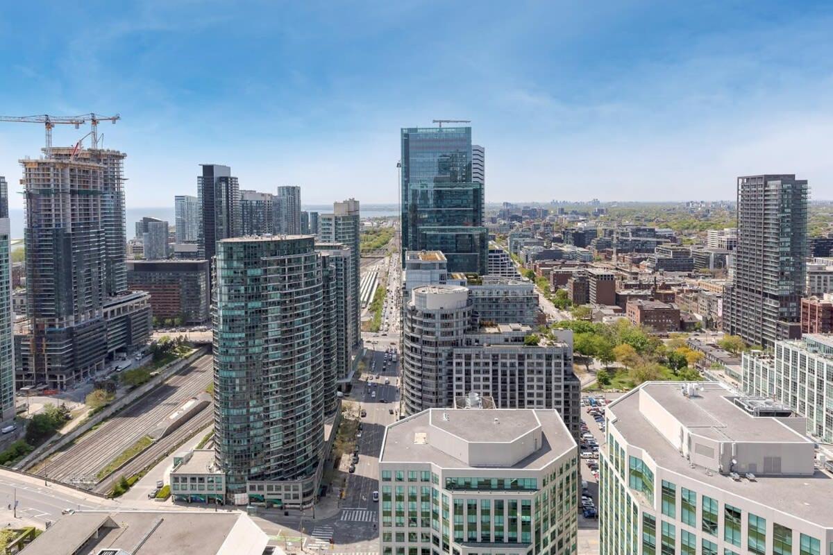 5 Star Location Mtcc Rogers Centre Parking Apartment Toronto
