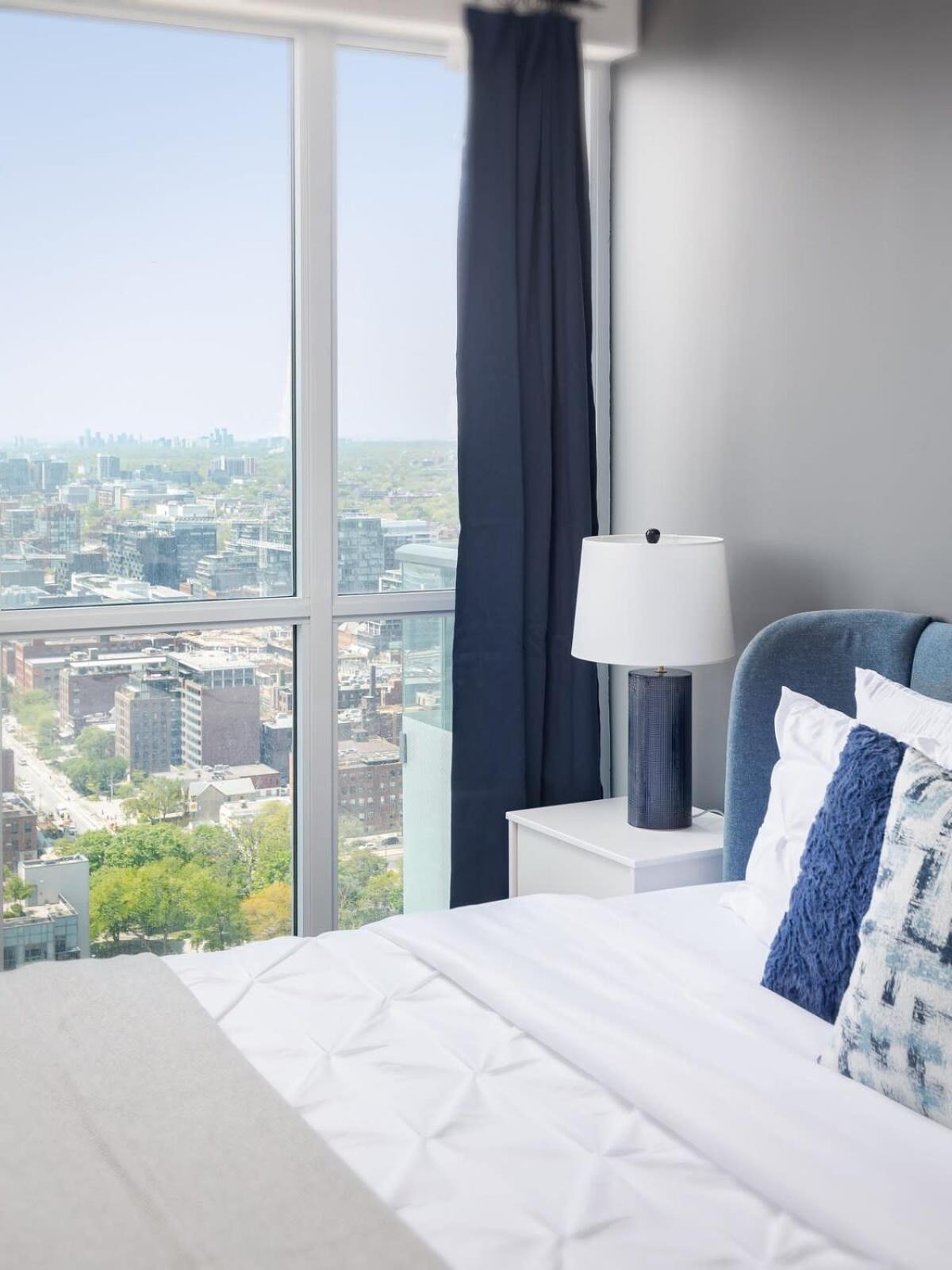 5 Star Location Mtcc Rogers Centre Parking Apartment