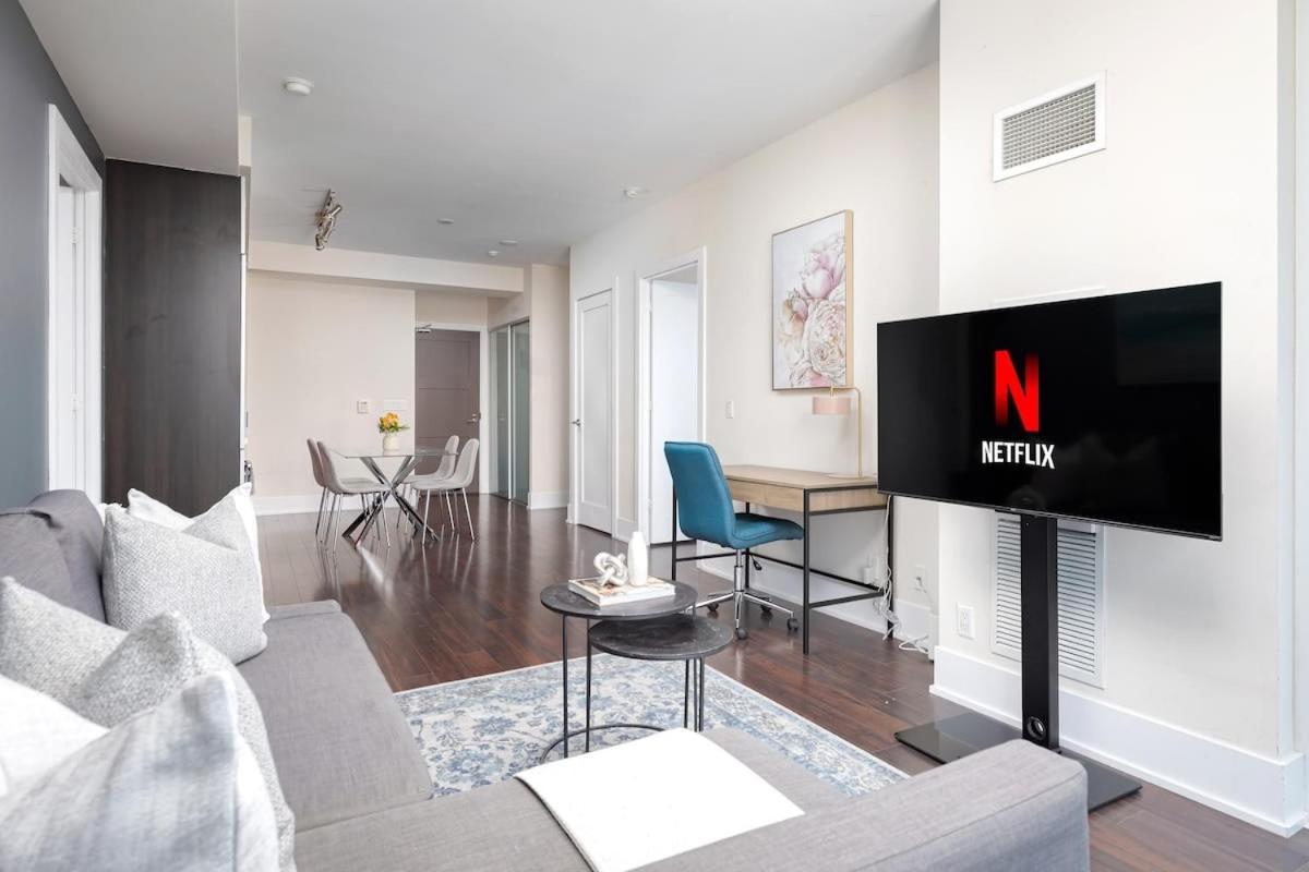 Apartment 5 Star Location Mtcc Rogers Centre Parking