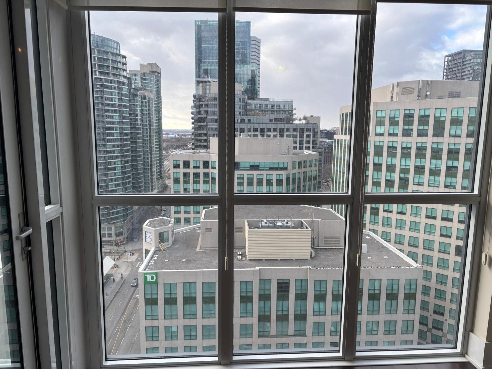 Apartment Downtown Toronto
