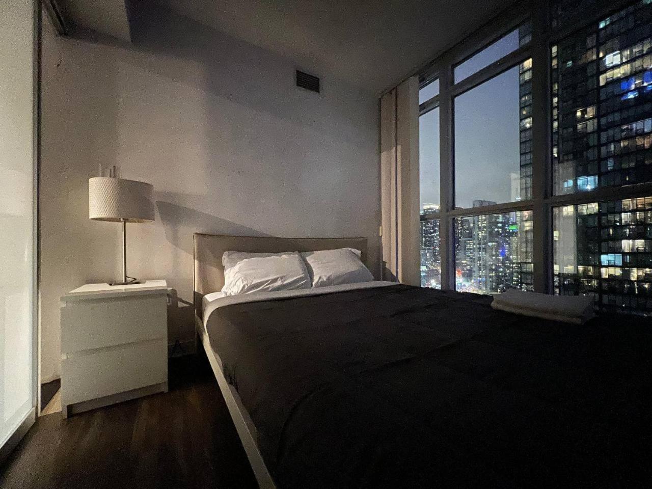 The Monarch Suites Apartment *