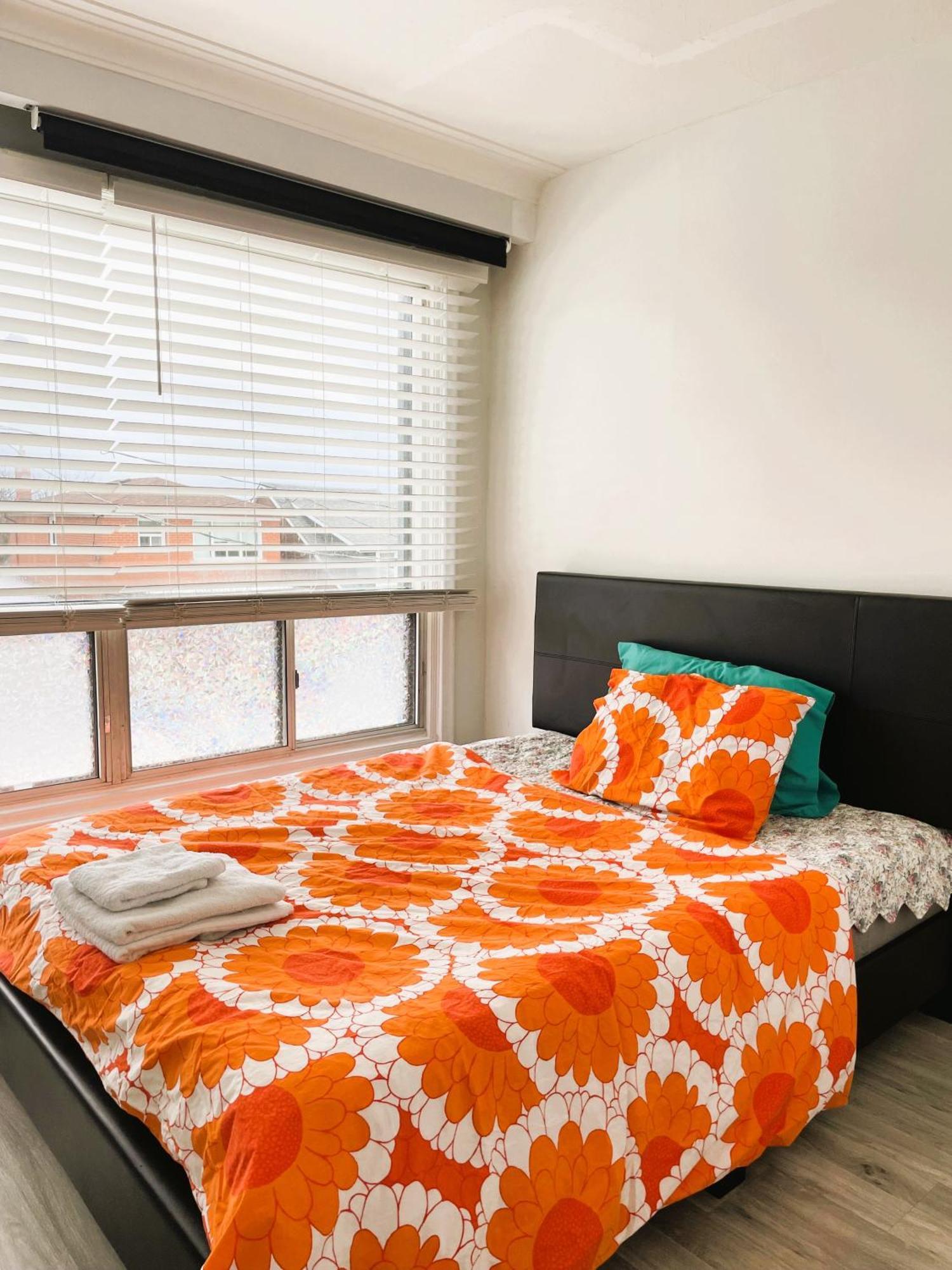 Full Bed In A - Midtown Toronto