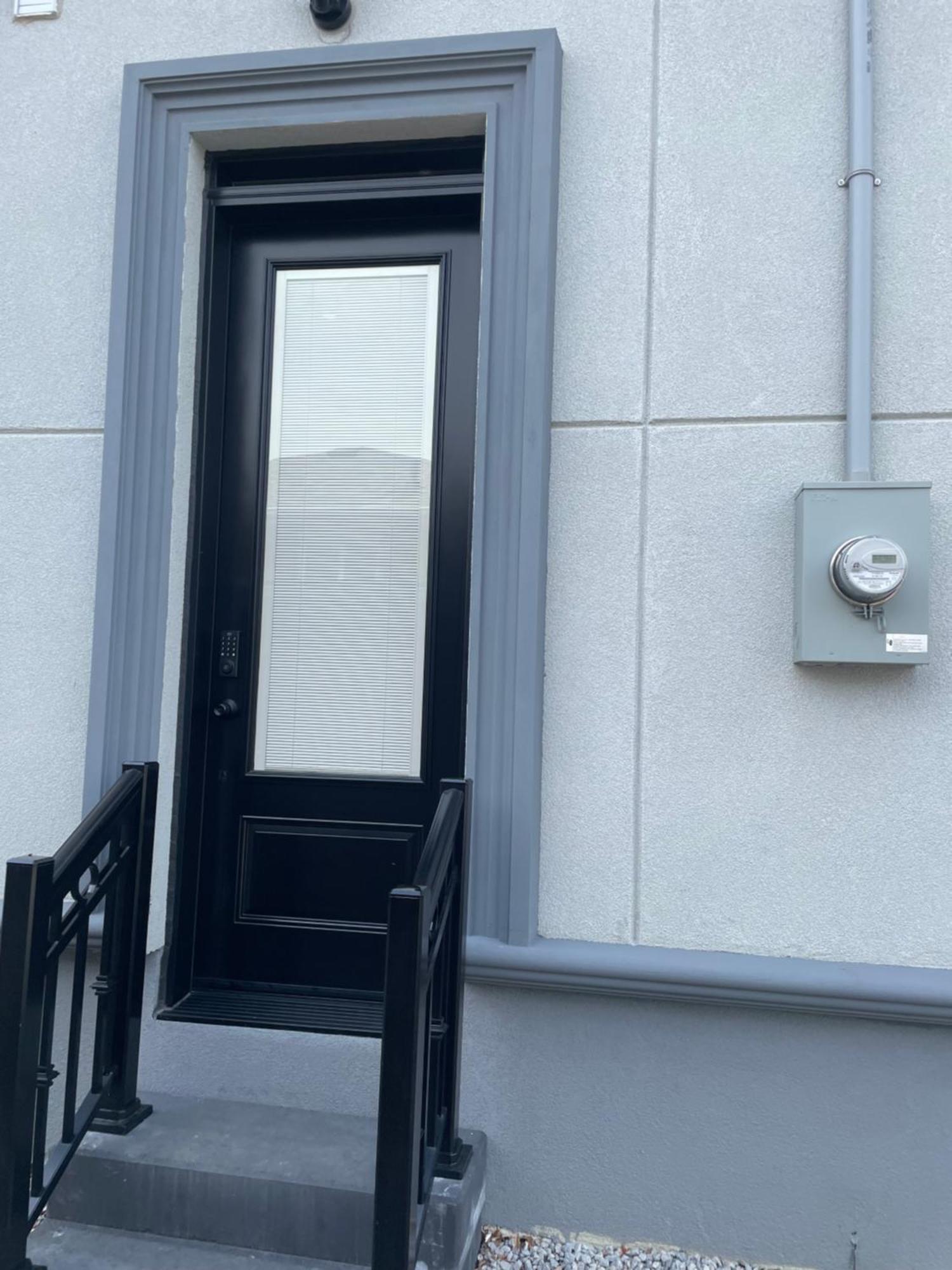 Homestay Cozy Basement With Free Parking In Toronto