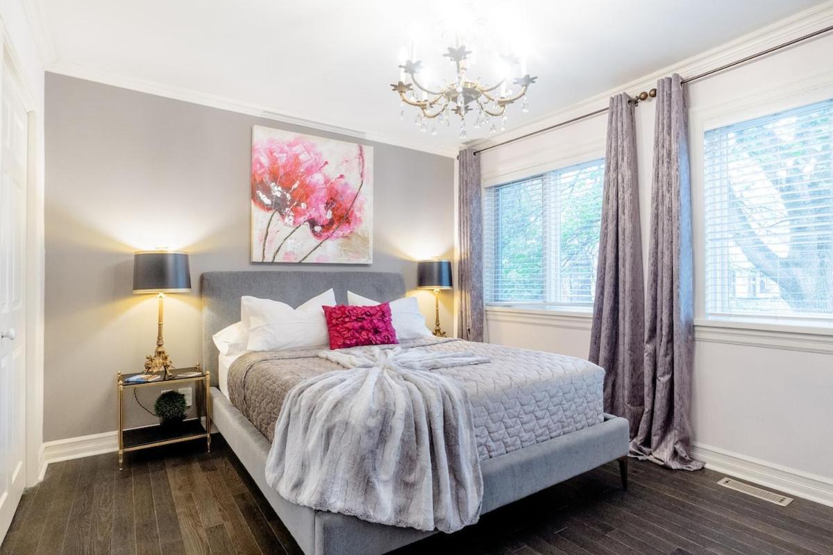 Gasthof Downtown Luxury Victorian Retreat