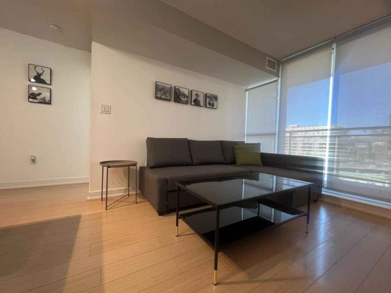 Apartment The Monarch Suites *