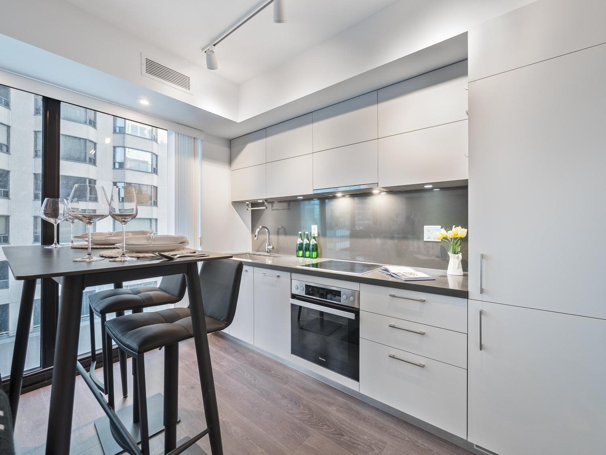 Apartment The Estate - Yorkville - Indoor Pool & Hot Tub *