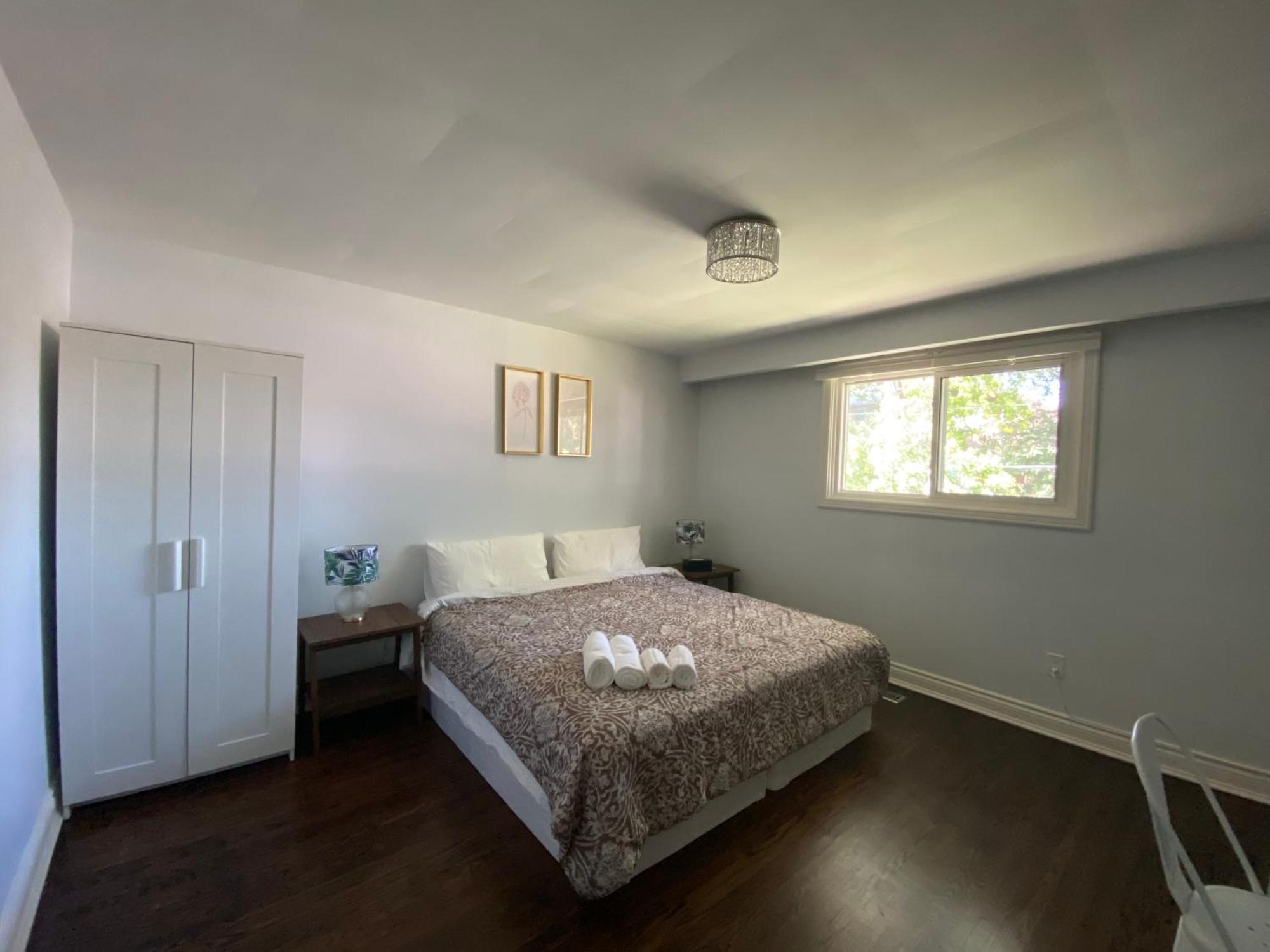 Yonge And Finch Subway !o Cozy & Modern Private Bdr With Private Half Bathroom Privatunterkunft *