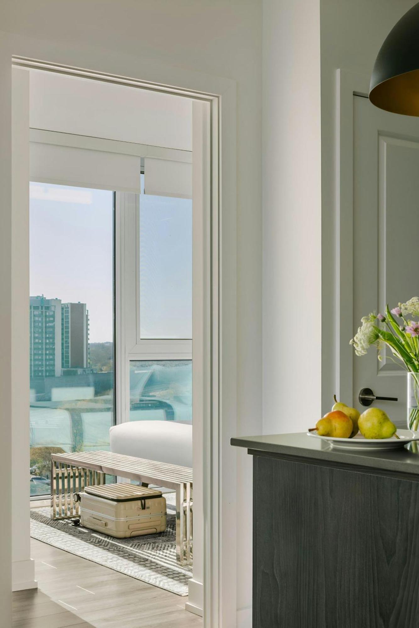 Sonder By Marriott Bonvoy Artesa West Queen West Hotel Toronto