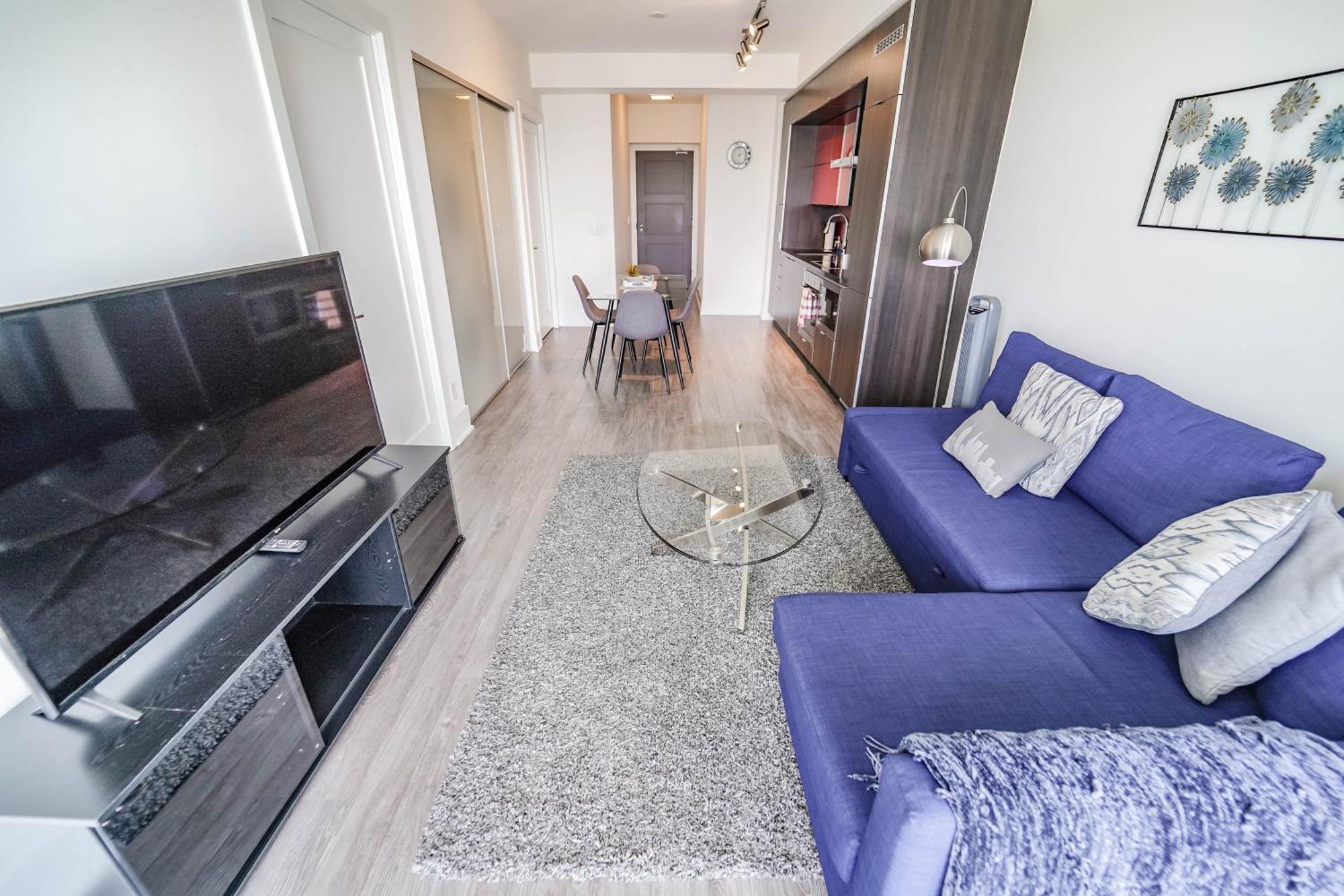 Apartment Rhd Luxury Condos-downtown, Cn Tower, Metro Convention Centre, Rogers Centre, Free Parking Toronto