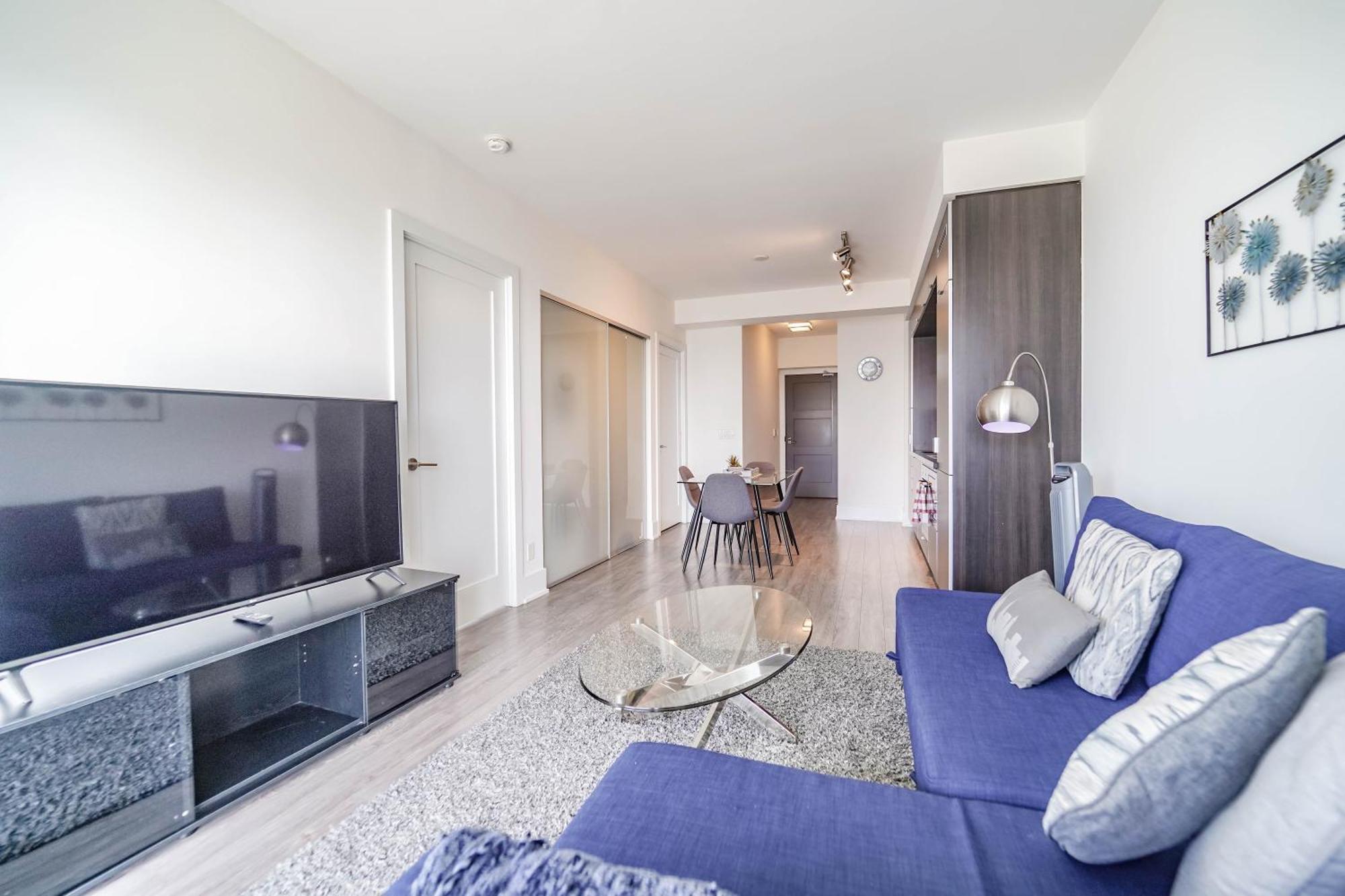 Rhd Luxury Condos-downtown, Cn Tower, Metro Convention Centre, Rogers Centre, Free Parking * Toronto