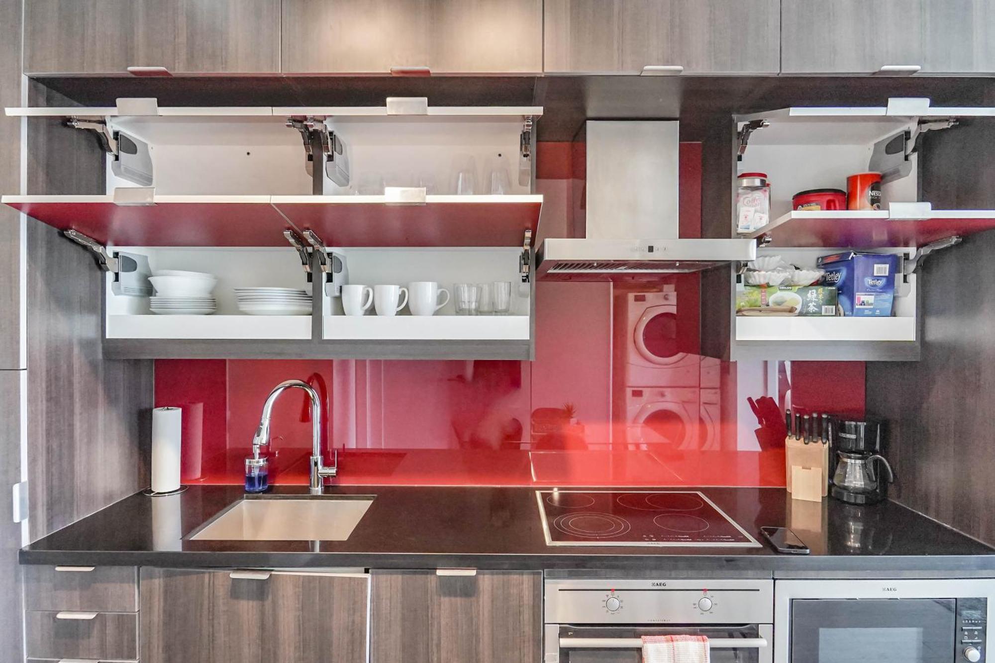 Apartment Rhd Luxury Condos-downtown, Cn Tower, Metro Convention Centre, Rogers Centre, Free Parking Toronto