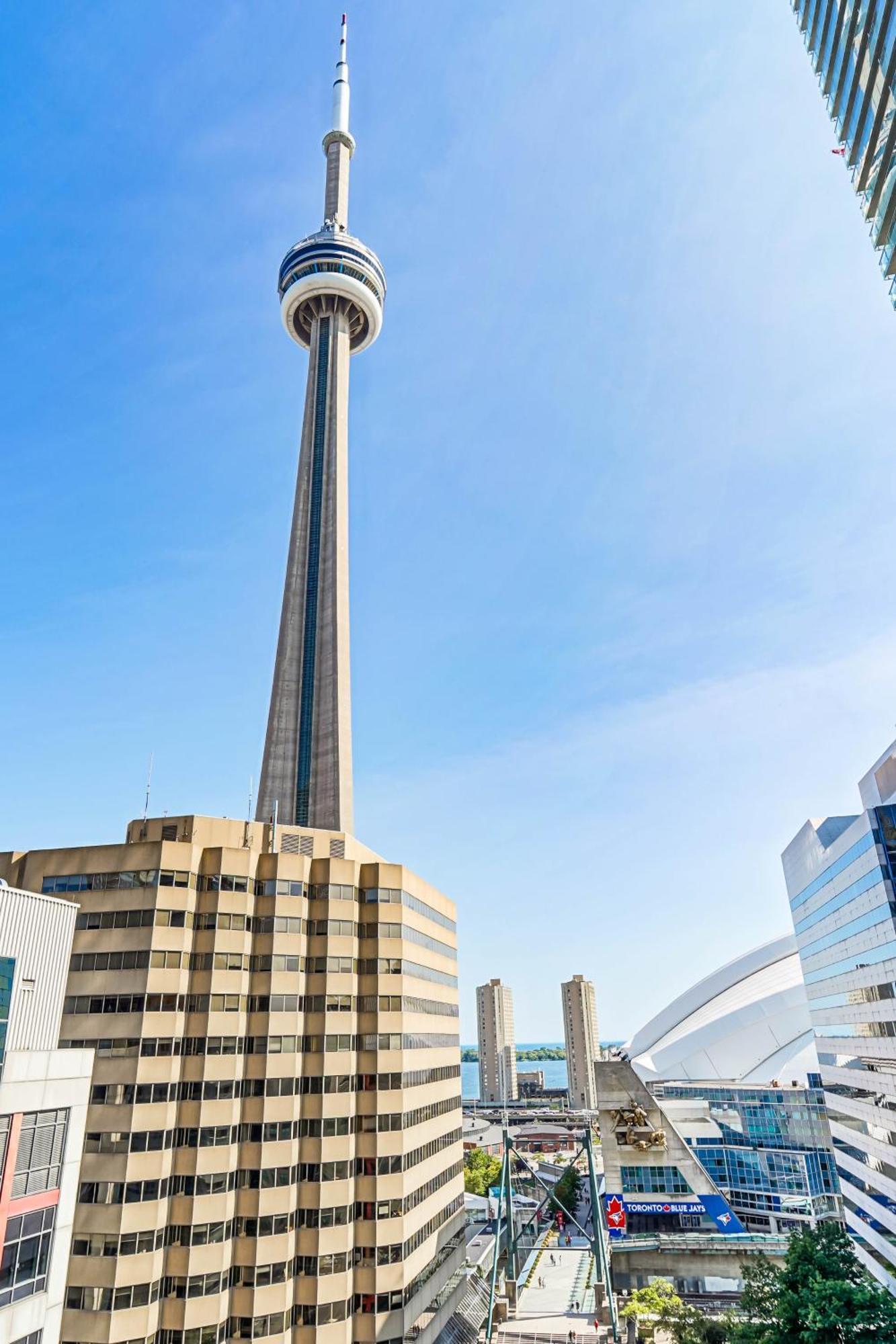 Rhd Luxury Condos-downtown, Cn Tower, Metro Convention Centre, Rogers Centre, Free Parking Apartment
