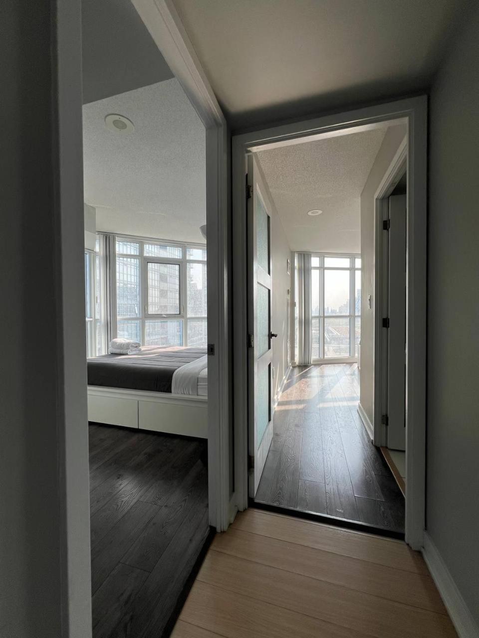 Apartment The Monarch Suites *