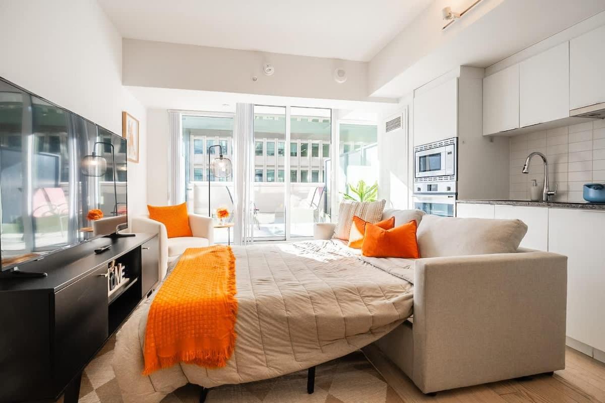 Urban Luxury In The Heart Of Downtown