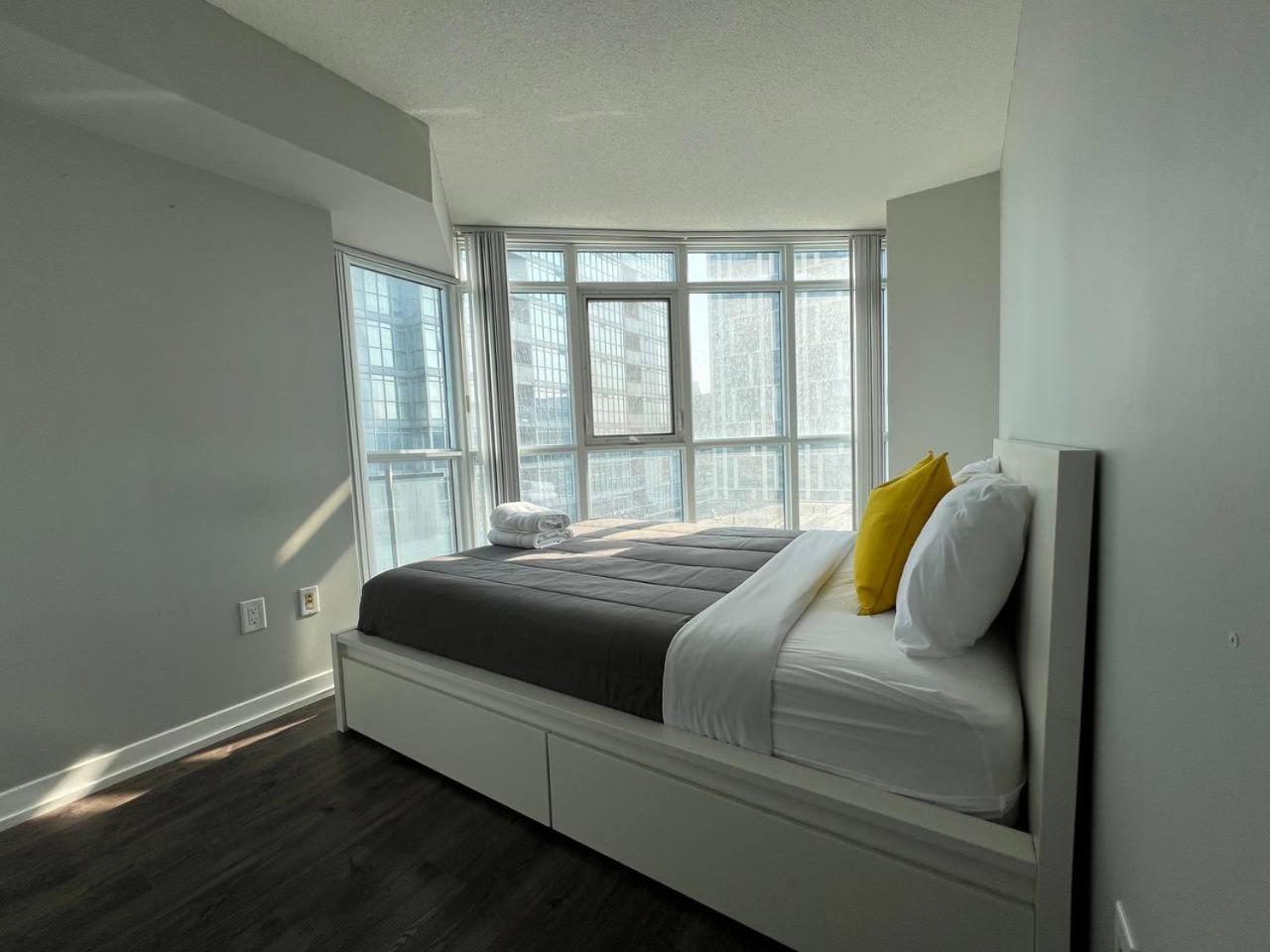 Apartment The Monarch Suites