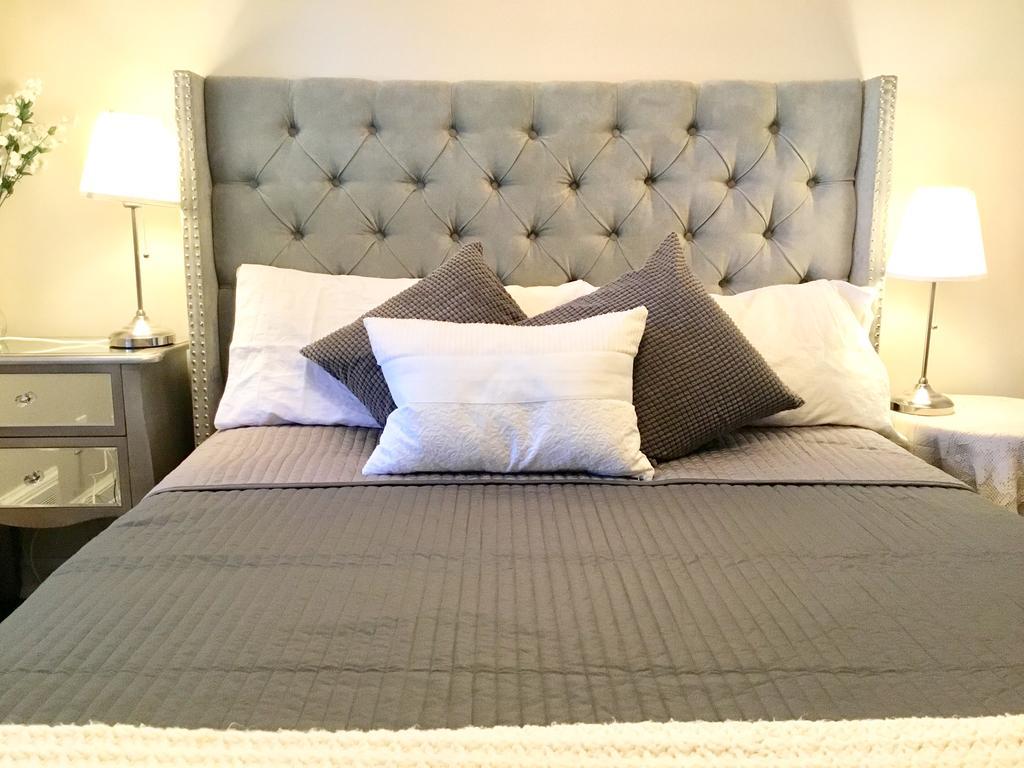 Oasis In Midtown Homestay Toronto