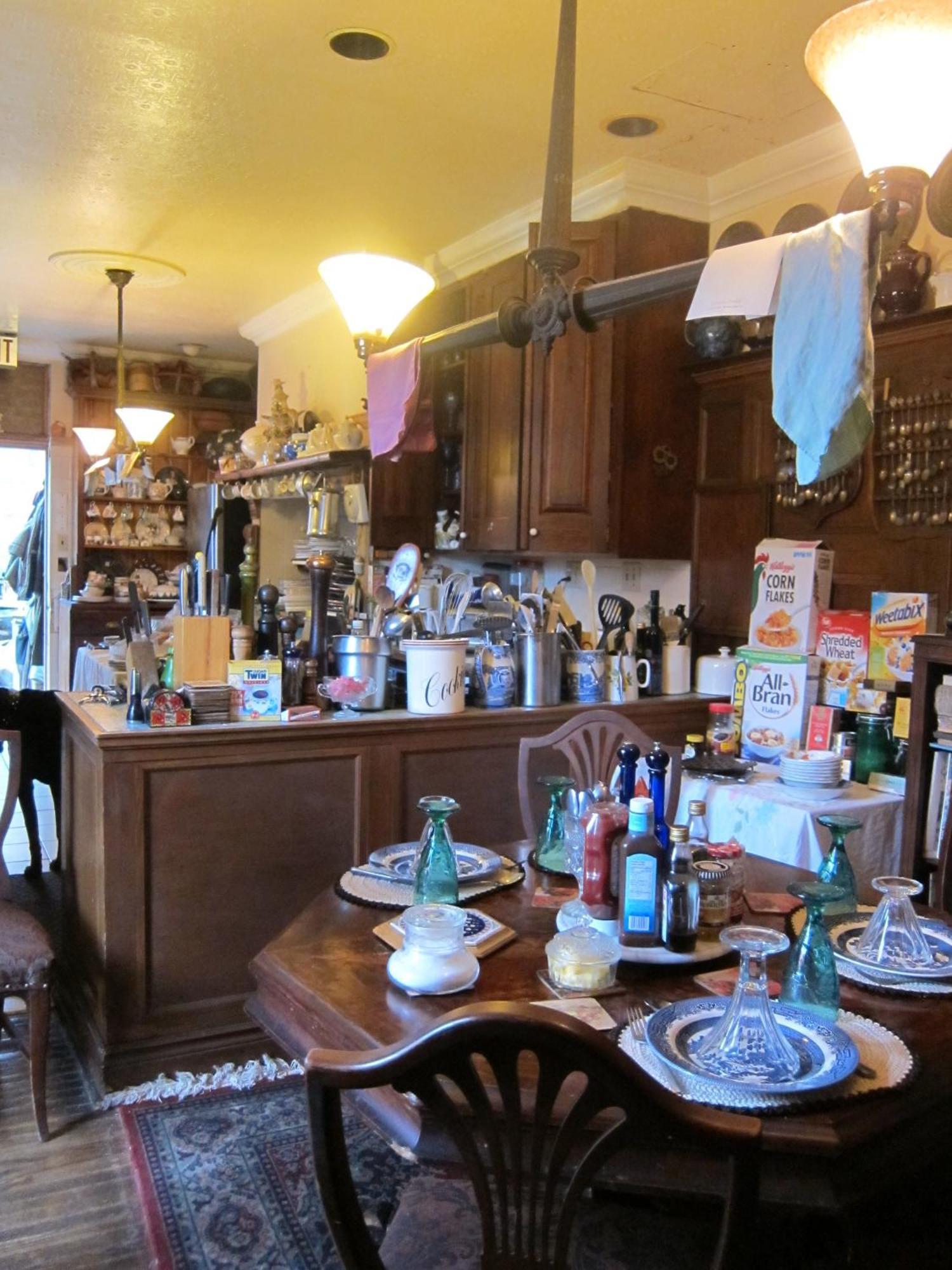Bed & Breakfast Pimblett's Downtown Bed &breakfast 2*