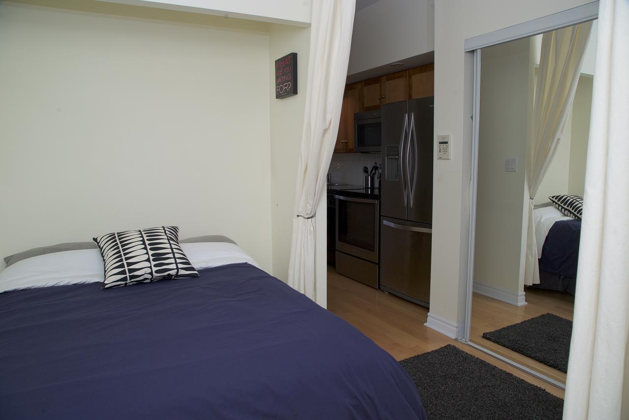 Cozy Penthouse Studio Apartment *