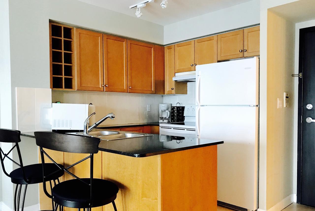 Apartment Executive High Rise Toronto