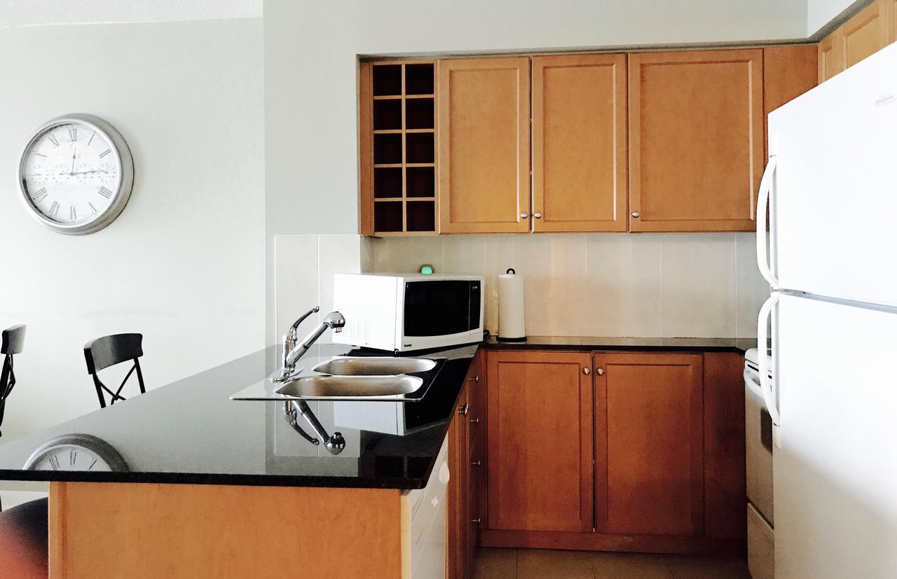 Executive High Rise Apartment Toronto