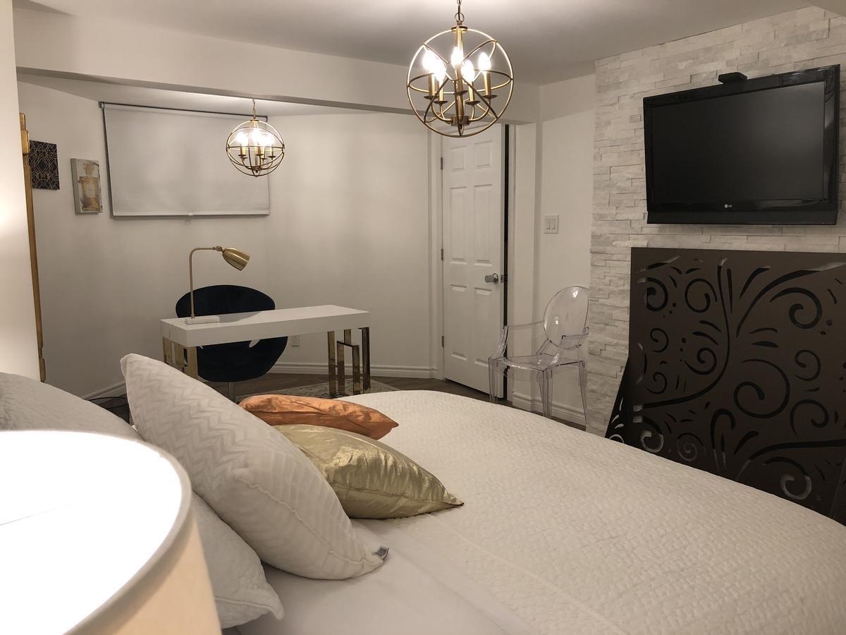 Oasis In Midtown Homestay Toronto