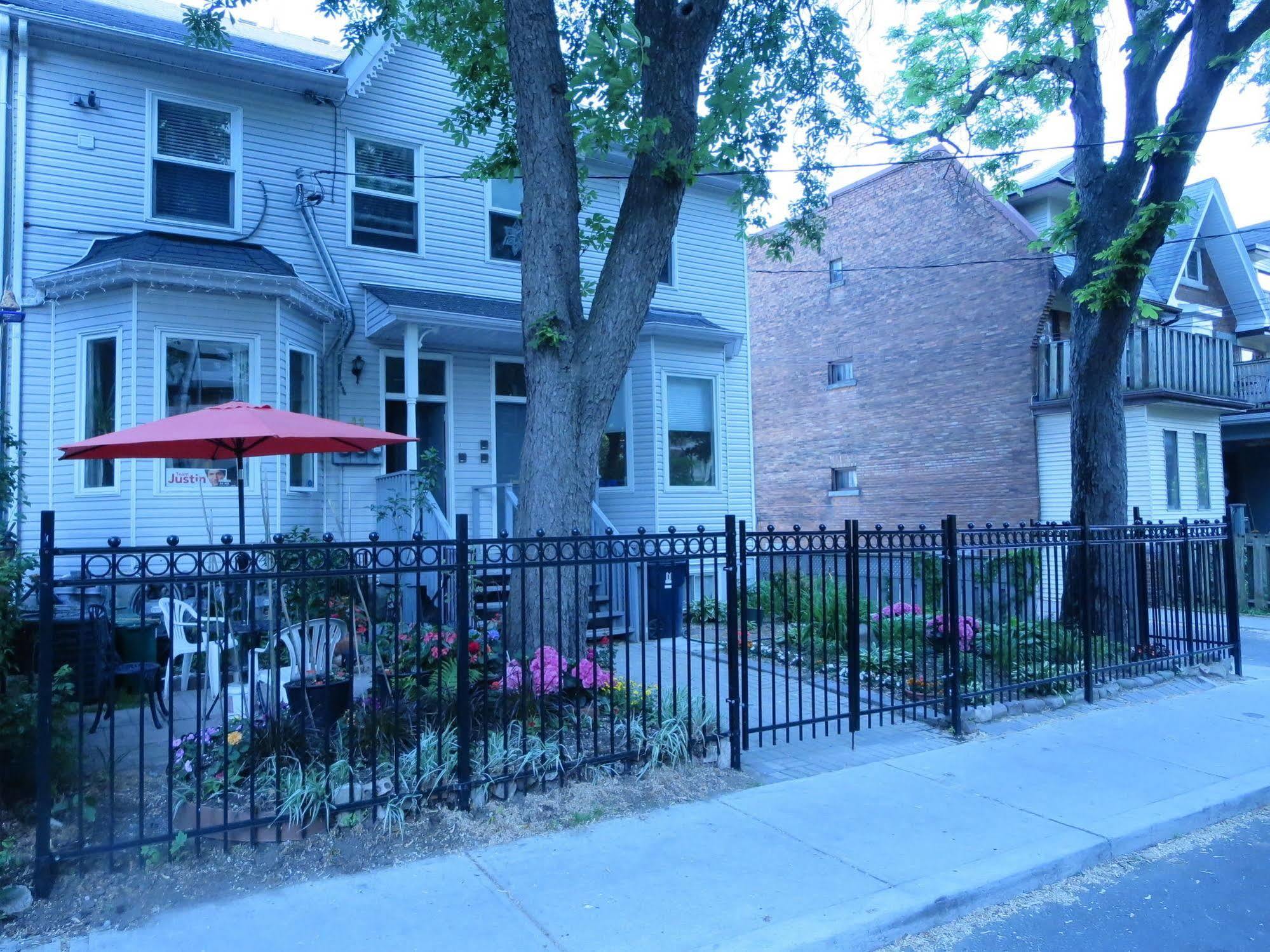 Apartment Executive Underground