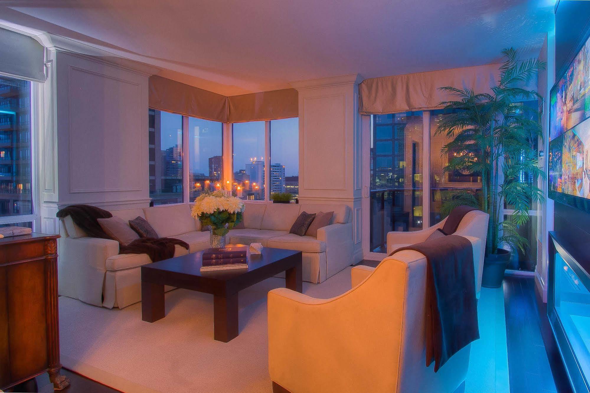 Aparthotel Sky Yorkville 4*