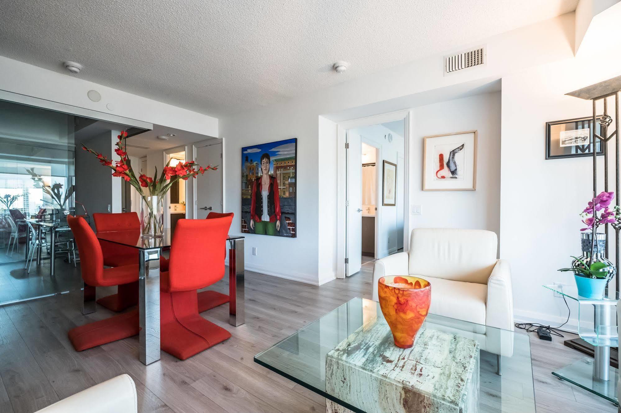 Apartment Quickstay - Luxury Executive In Yorkville Toronto
