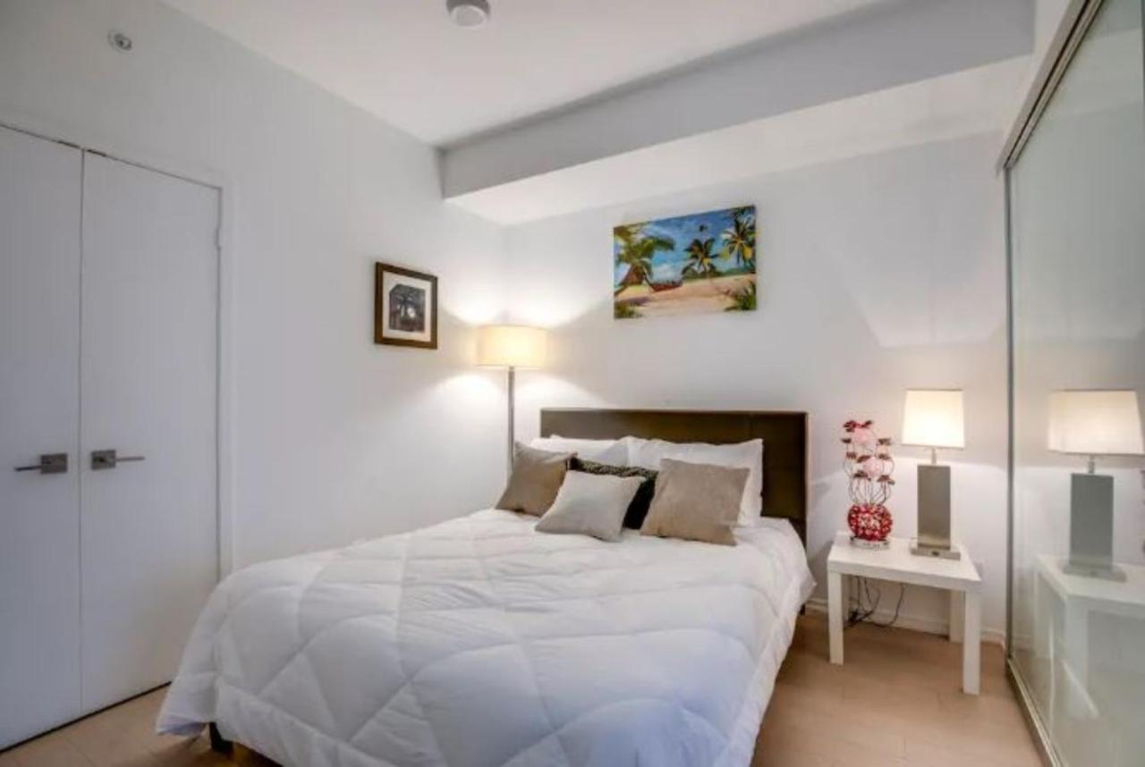 Apartment Temperance Skyview Suites By Sts Toronto